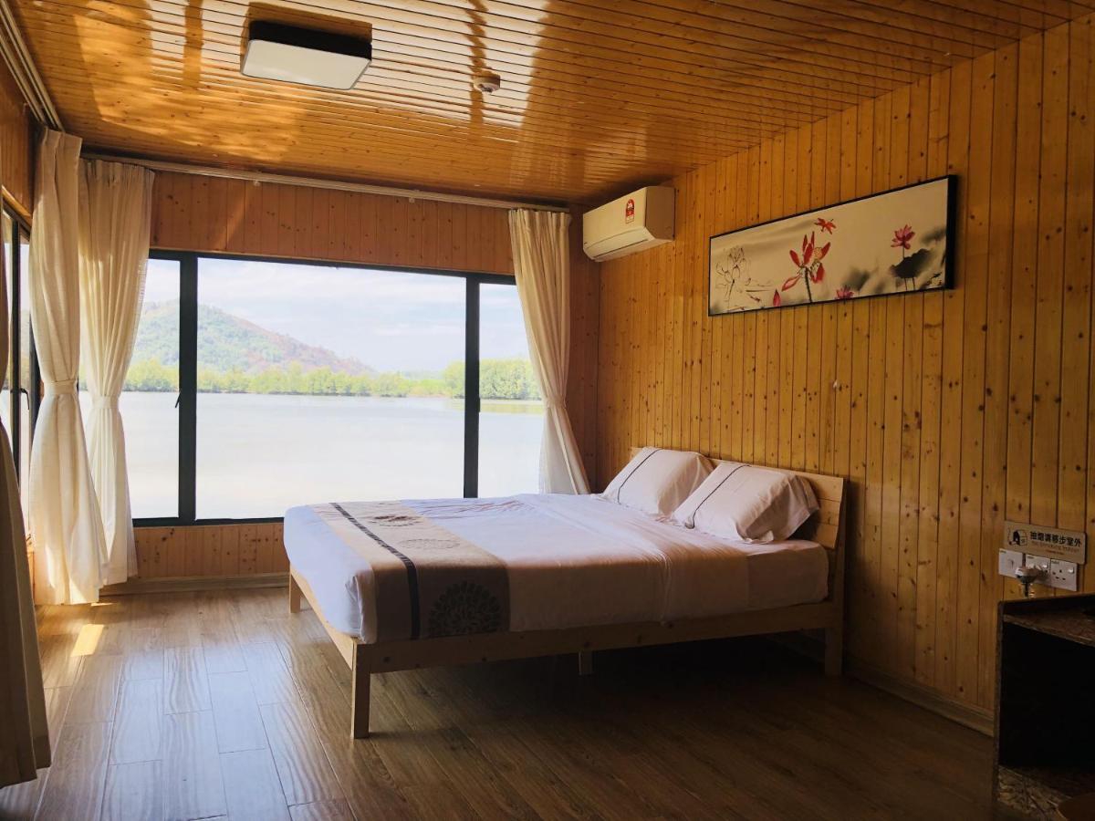 Gayang Friendly Water House Homestay Kota Kinabalu Buitenkant foto
