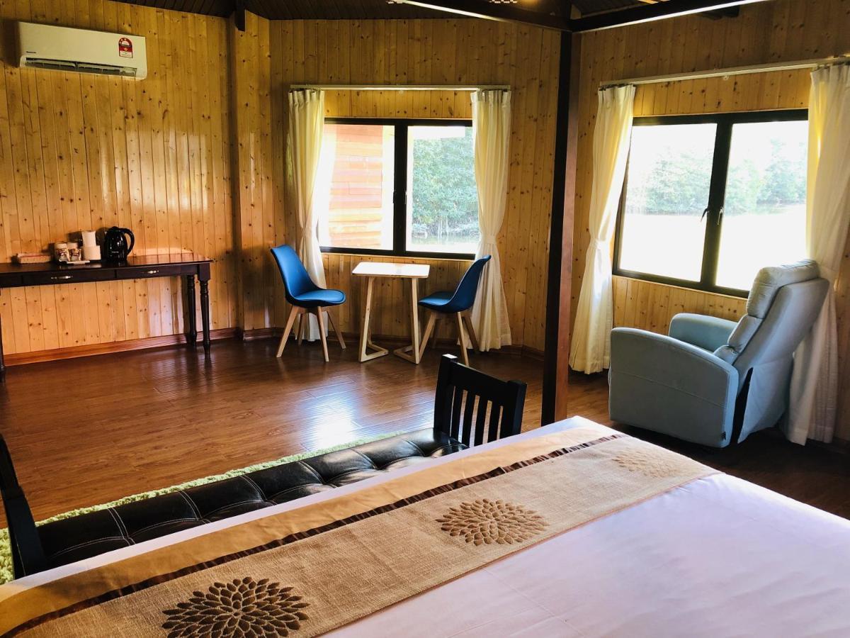 Gayang Friendly Water House Homestay Kota Kinabalu Buitenkant foto