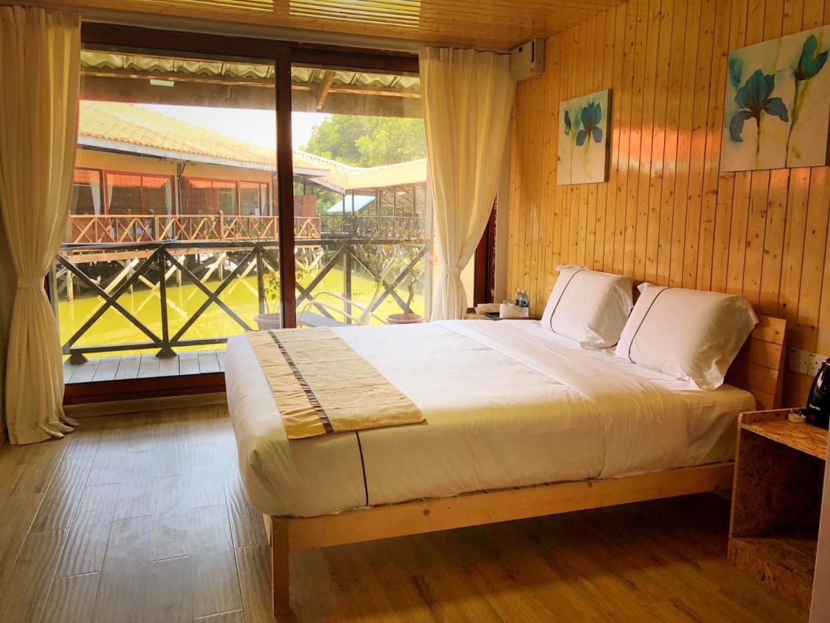 Gayang Friendly Water House Homestay Kota Kinabalu Buitenkant foto