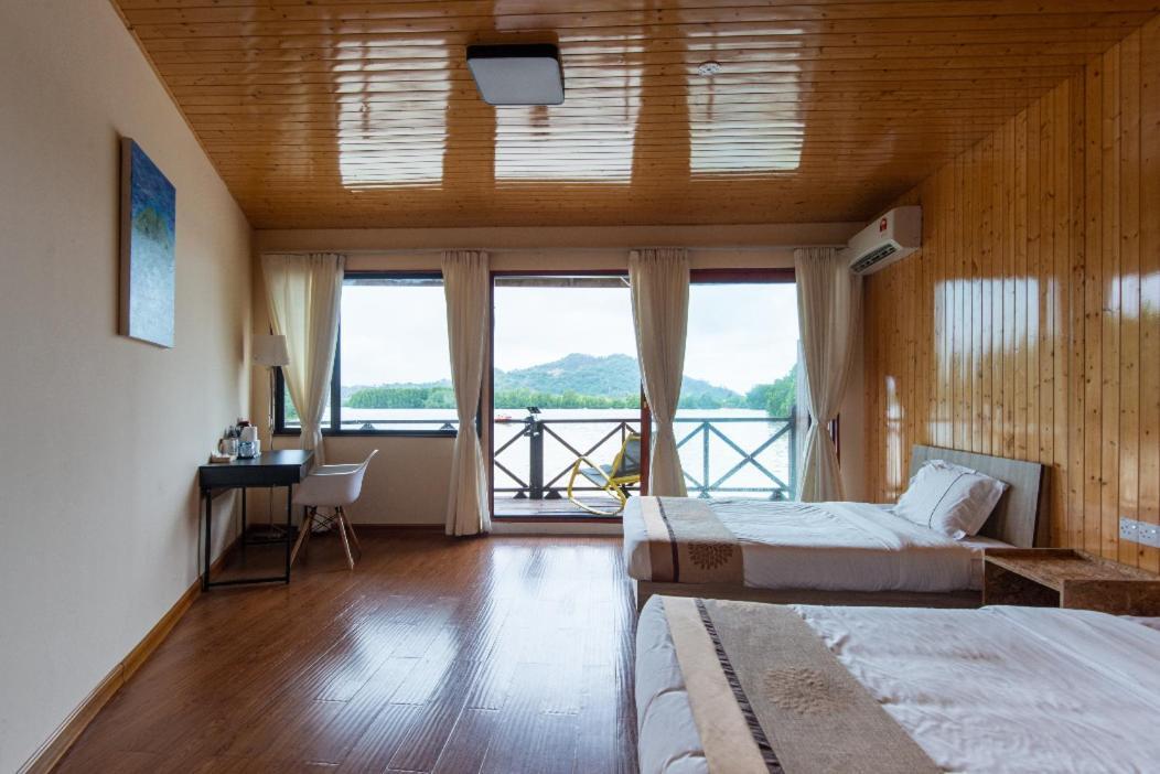 Gayang Friendly Water House Homestay Kota Kinabalu Buitenkant foto